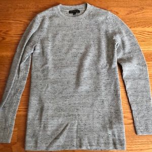 Women’s Banana Republic ribbed sweater